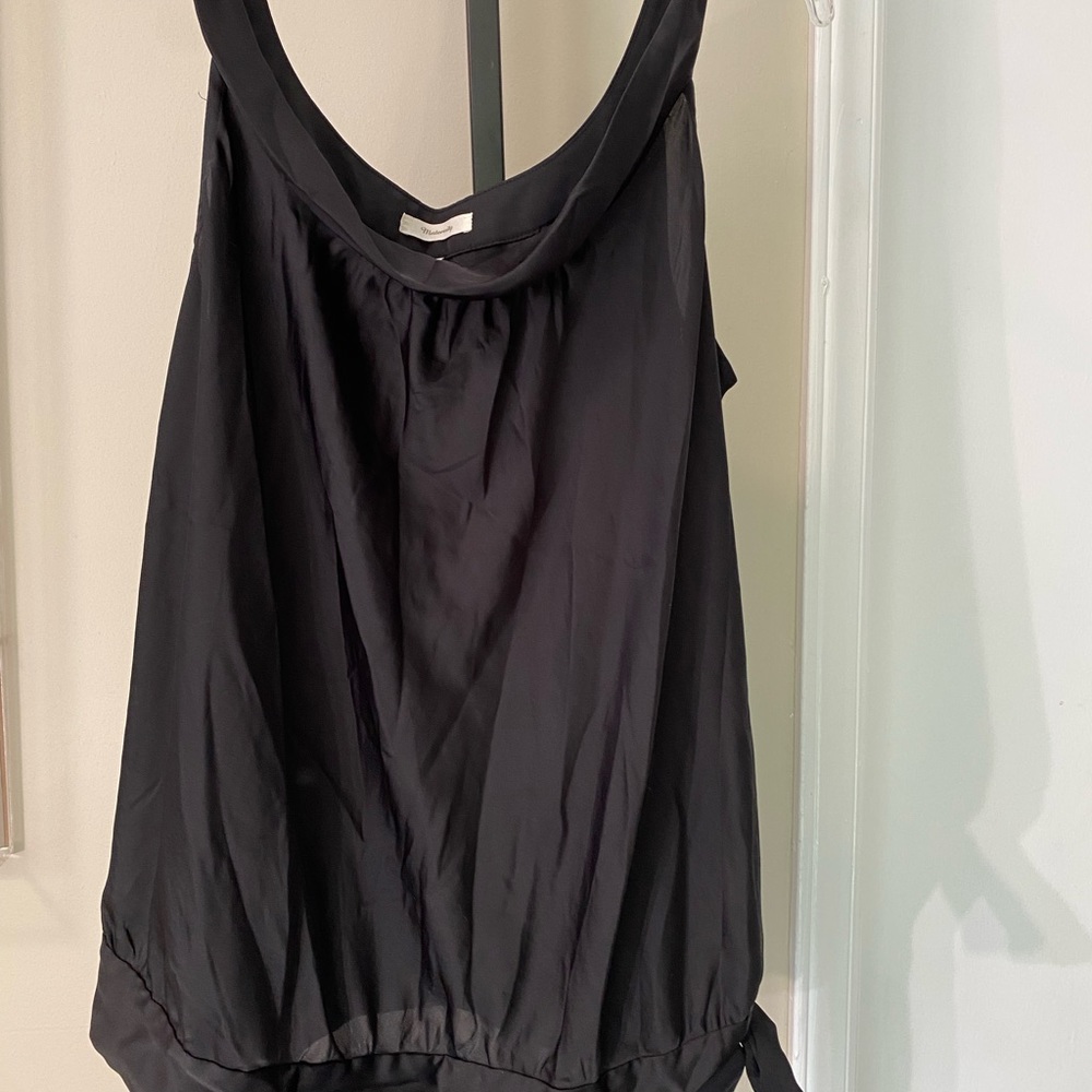 Old Navy maternity sleeveless blouse sz sm